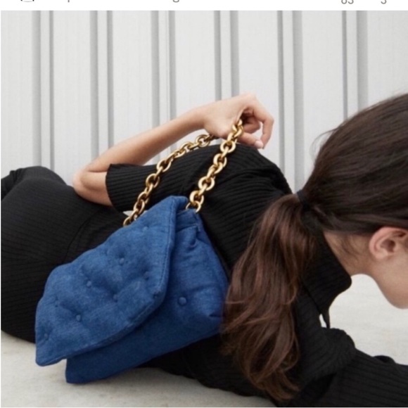 Like new ZARA QUILTED DENIM BAG with Chain strap - Picture 2 of 6